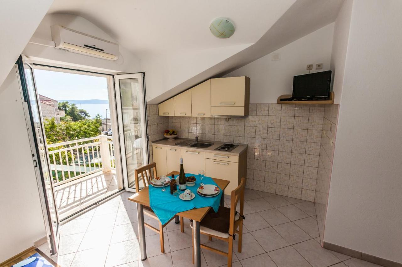 Sea View Apartment Sumartin Exterior photo